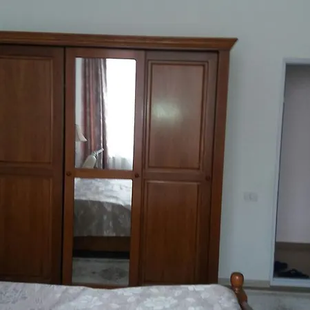 Liliana Apartment *
